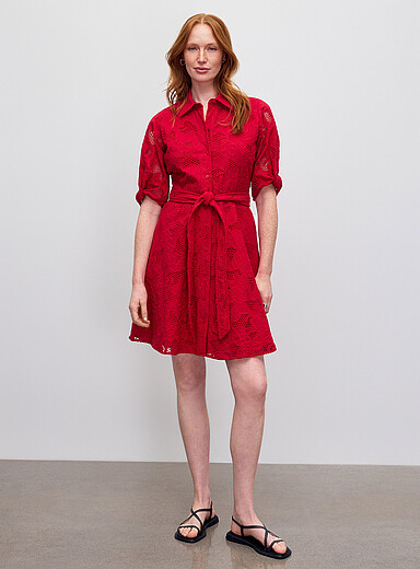 Le robe chemise broderie anglaise rouge vibrant