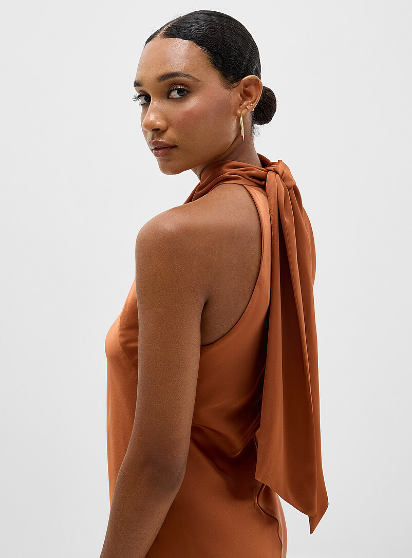 Twisted halter satiny dress product image 2