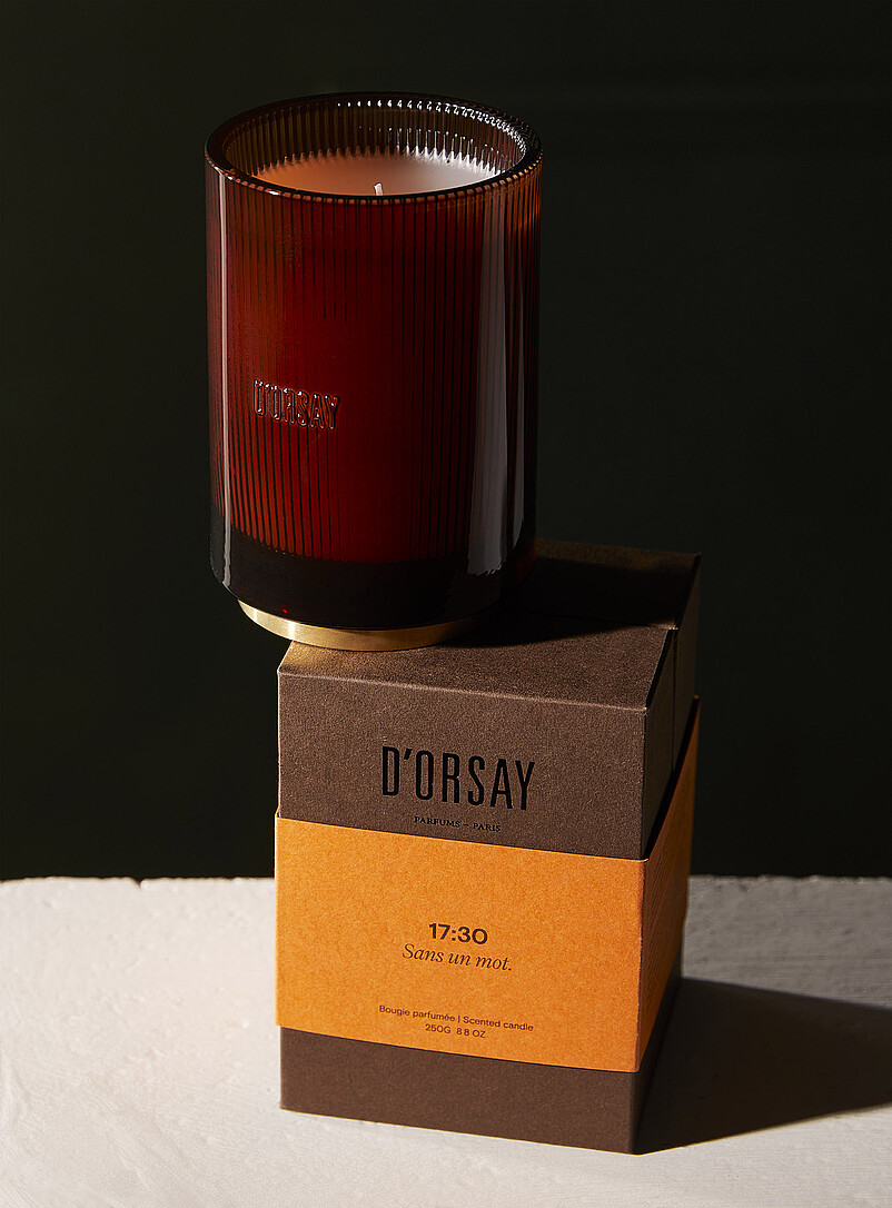 17:30 Sans Un Mot Scented Candle