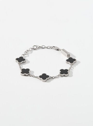 Geo clover bracelet <b>Available exclusively at Simons</b>