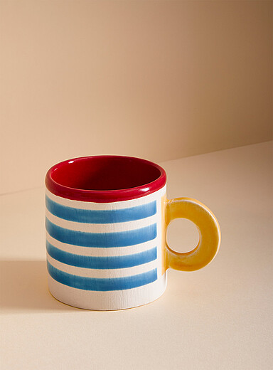 La tasse rayures color&eacute;es