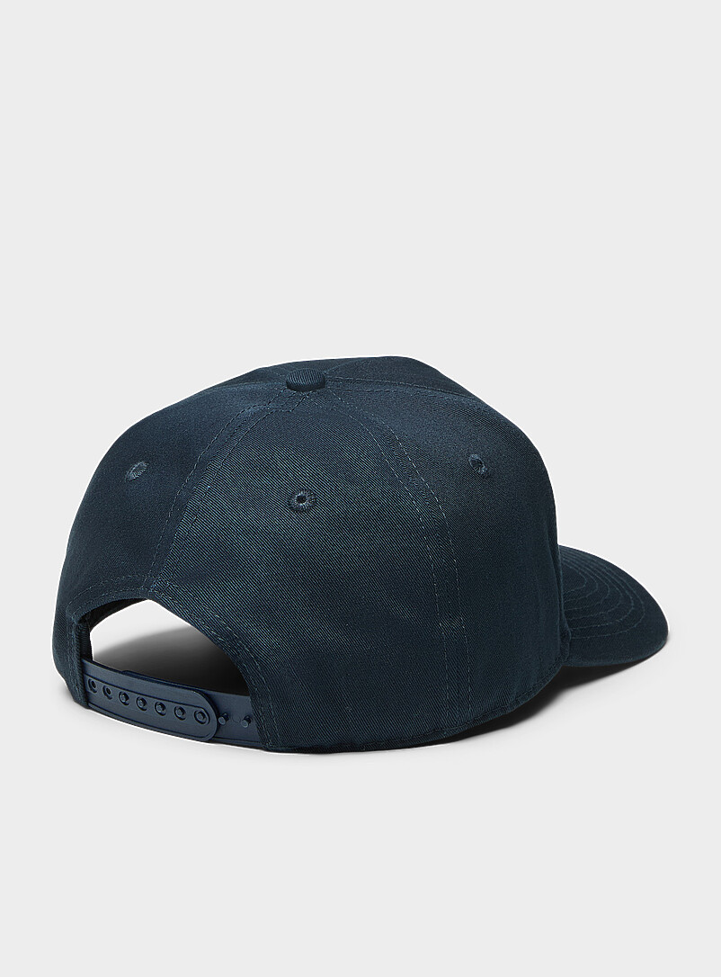 Embroidered-logo minimalist cap product image 2