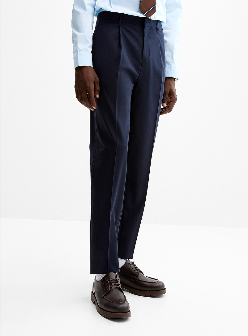 Le 31: Le pantalon essentiel marine Tissu de laine sign&eacute; Marlane <b>Coupe Reykjavik - Fusel&eacute;e &agrave; plis</b> Bleu fonc&eacute; - Indigo pour homme