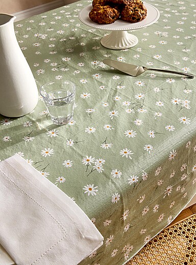 Daisies vinyl tablecloth