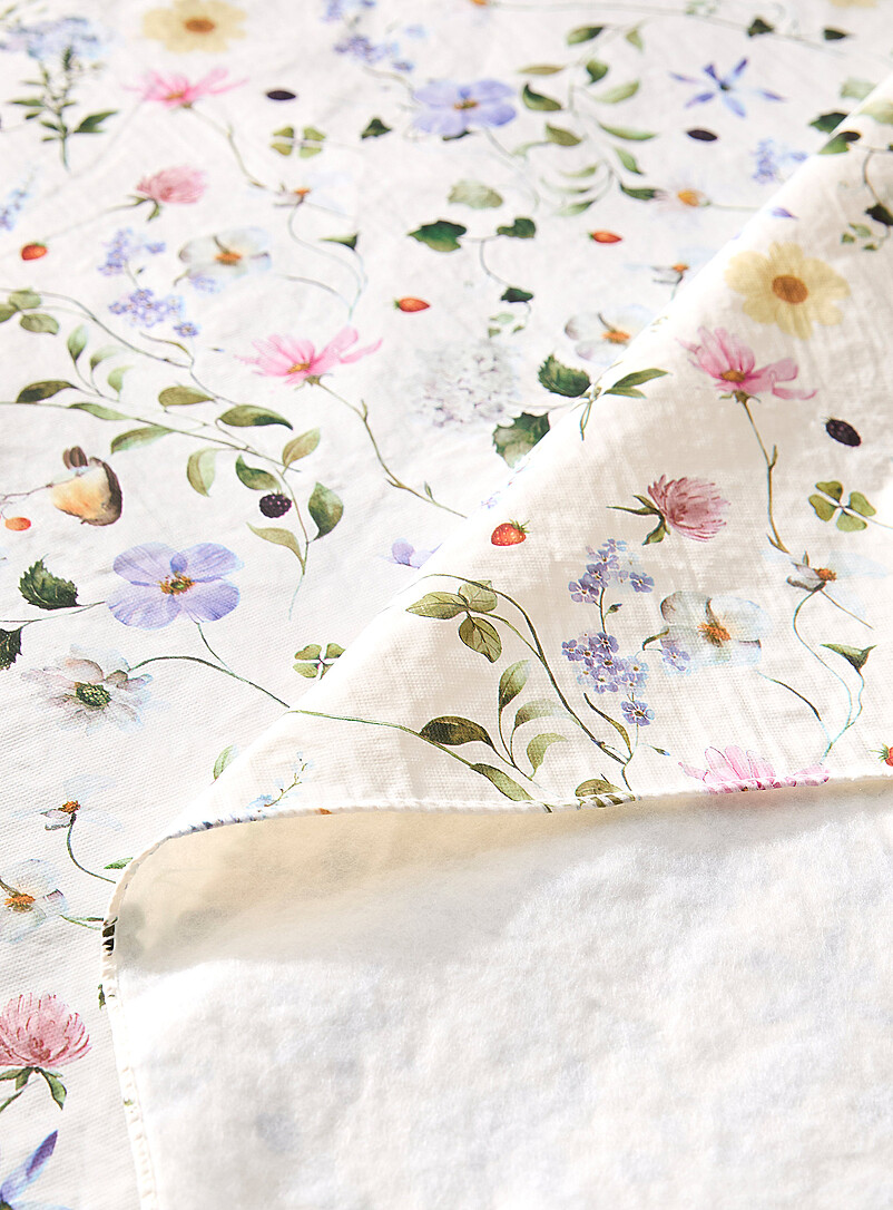 Simons Maison Patterned White Botanical garden vinyl tablecloth