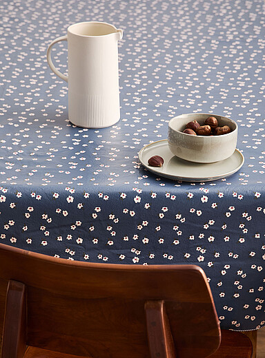 Simons Maison Patterned Blue Charming flowers vinyl tablecloth