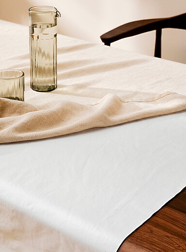 Vinyl table protector