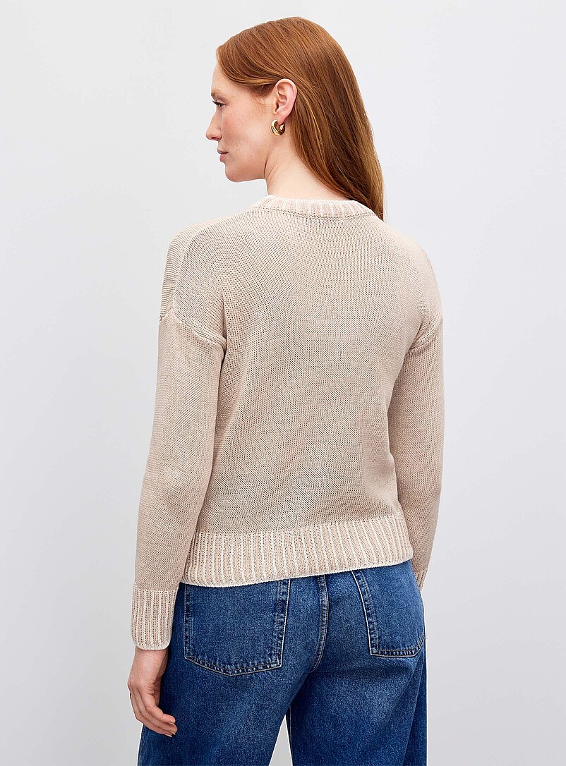 Contemporaine: Le chandail fin tricot surjet contraste <b>Collection exclusive d'Italie</b> Ivoire - Beige cr&egrave;me pour femme