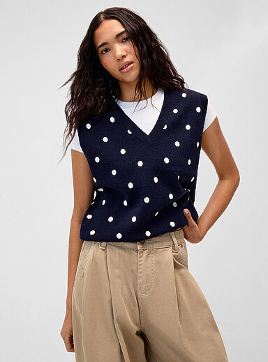 Twik: Le d&eacute;bardeur col V tricot &agrave; pois Bleu fonc&eacute; - Indigo pour femme