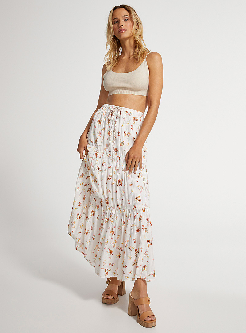 Icône Patterned White Delicate peonies tiered maxi skirt for women