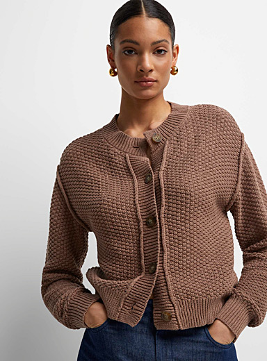 Pointelle Crop Button Ruffle Short Sleeve Cardigan – Riley Reigh / Mod  Market