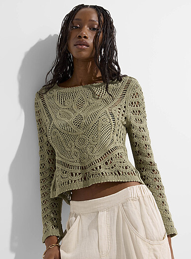 Buttoned back crocheted sweater