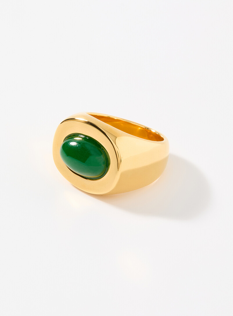 Emerald stone ring product image (primary)