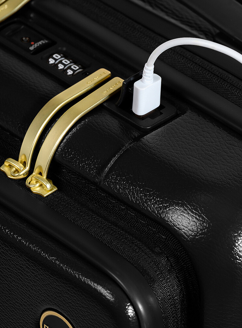 Front pocket carry-on luggage Onyx collection product image 3