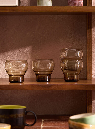 Les verres bomb&eacute;s ambr&eacute;s style ann&eacute;es 70 Ensemble de 4