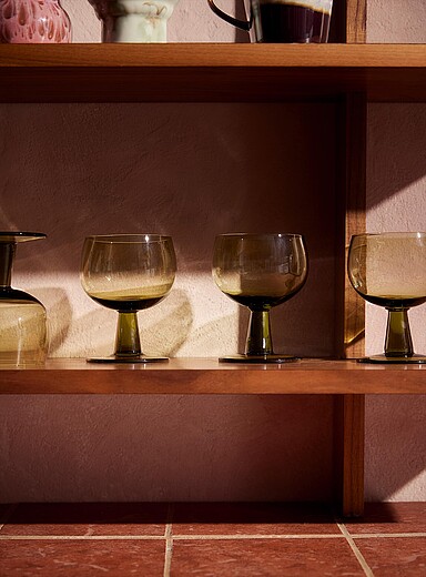 Small coloured wine glasses Set of 4