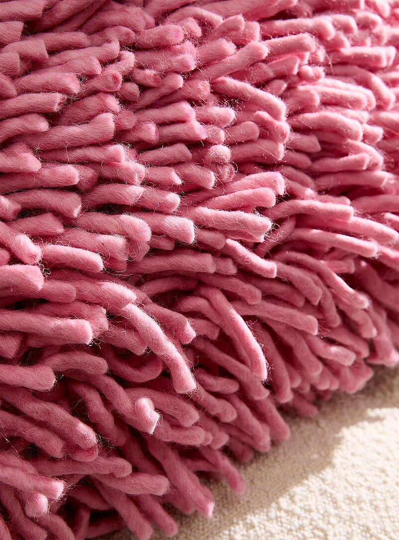 Shaggy fringes wool-blend pink cushion 40 x 60 cm product image 2