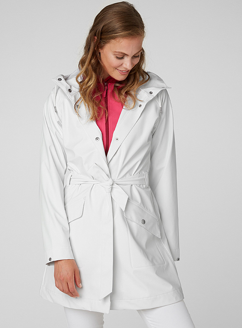 Helly Hansen Kirkwall Ii Raincoat in White Womens Clothing Coats Long coats and winter coats 
