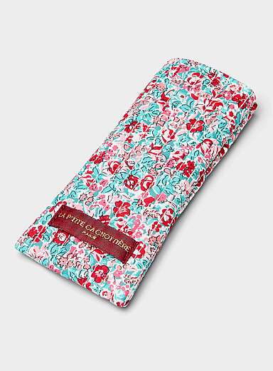 Quilted glasses case
