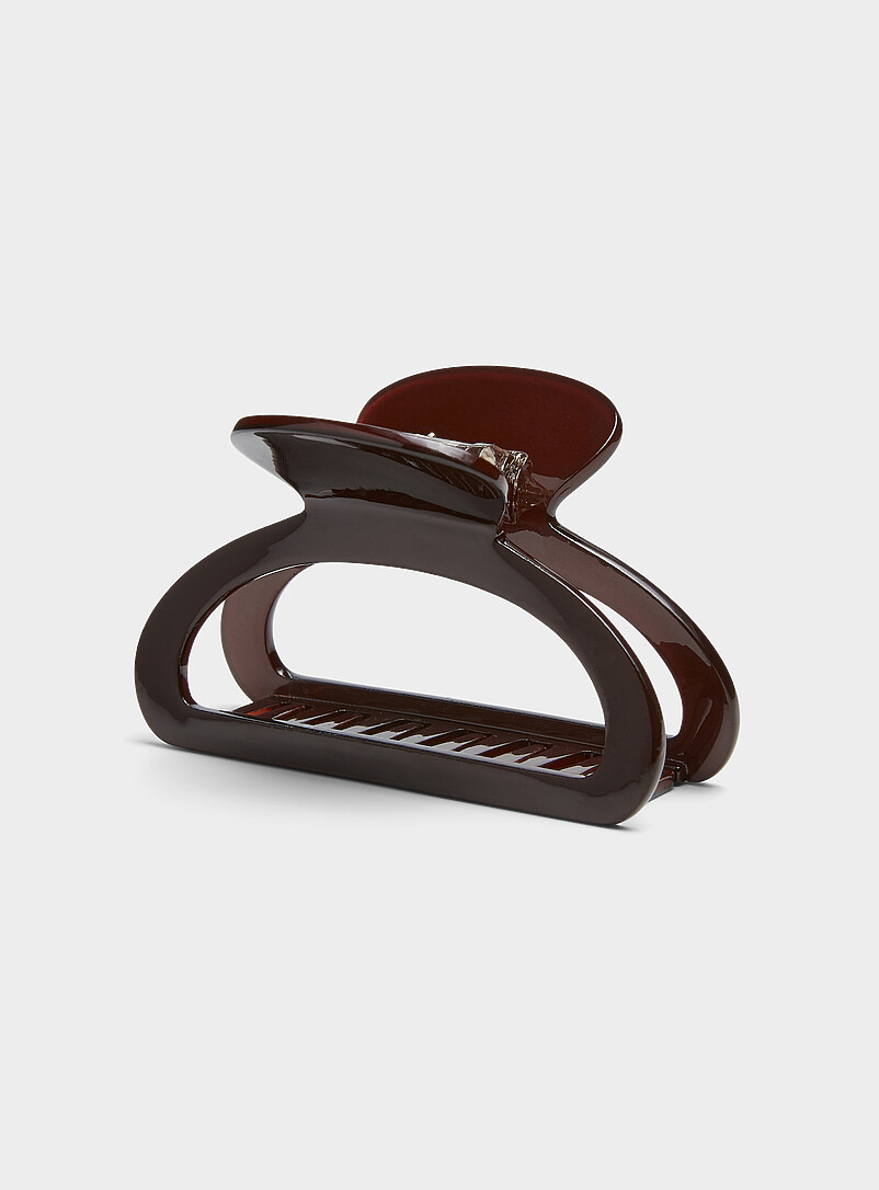 Rounded half-moon clip product image (primary)