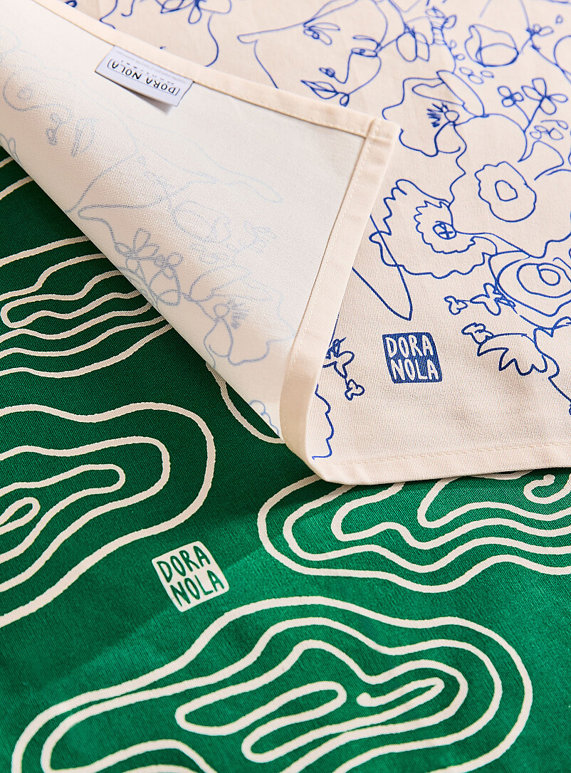 Dora Nola Patterned Black Colourful tea towel set