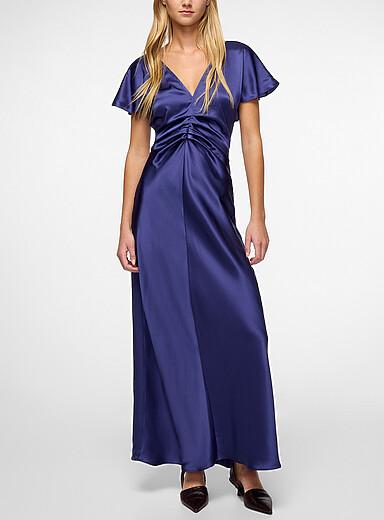 Silk Laundry: La robe longue en soie col V Gatsby Bleu marine - Bleu nuit pour femme
