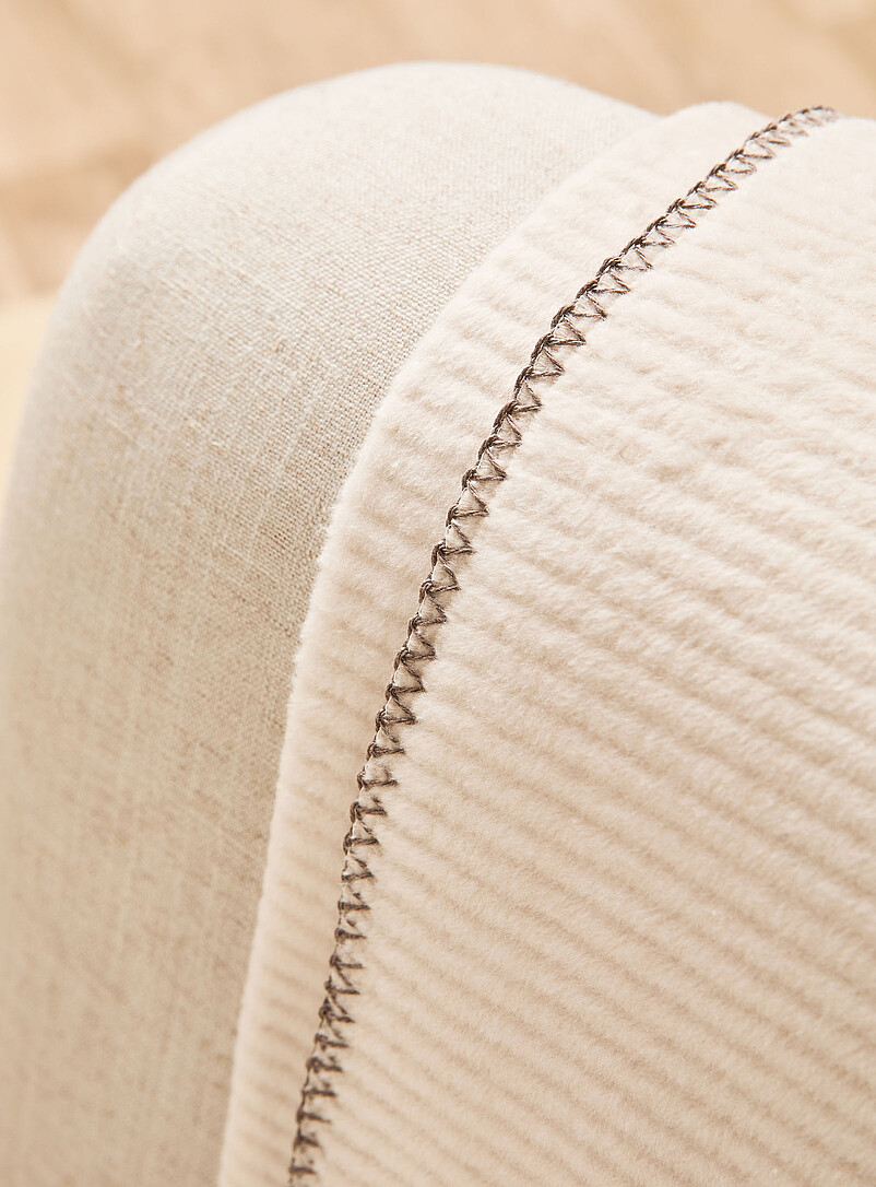 Feel Cord raised-stripe throw 150 x 200 cm product image 2