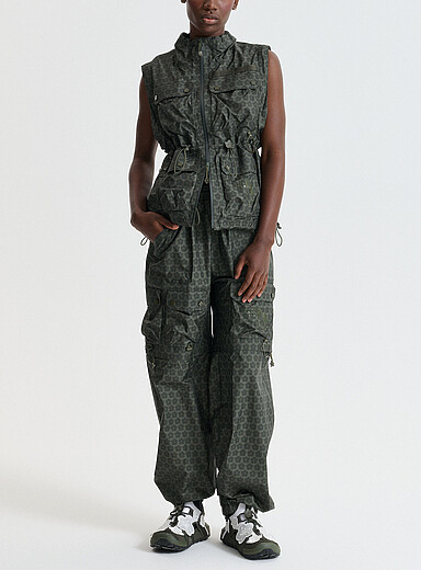 Cecilie Bahnsen: Le pantalon fleuri &agrave; jambes hybrides Carla Spectra <b>Cecilie Bahnsen x The North Face</b> Kaki - Sauge - Olive pour femme