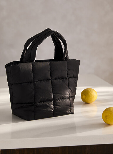 Black quilted lunch bag