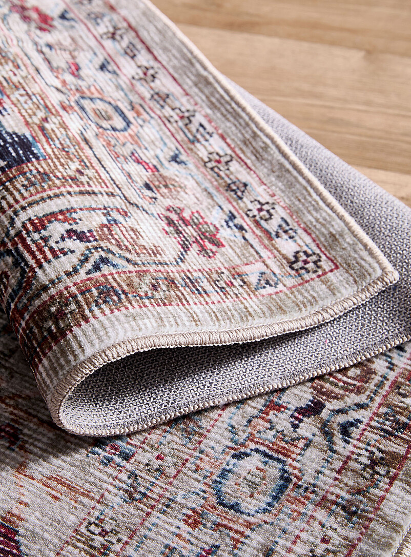 Floral medallion rug 120 x 180 cm product image 2