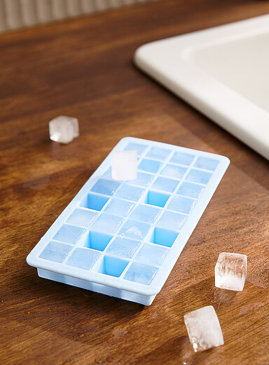 Silicone mini ice cube mould