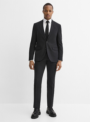 Atelier Montr&eacute;al Black Essential 100% wool suit <b>Semi-slim fit</b> for men