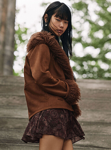 Twik Chocolate/Espresso Cropped faux-shearling jacket for women