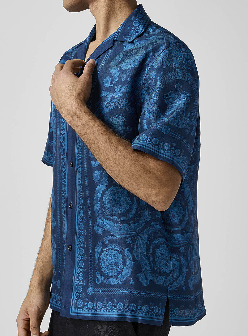 Versace: La chemise cabana pure soie Barocco Noir pour homme