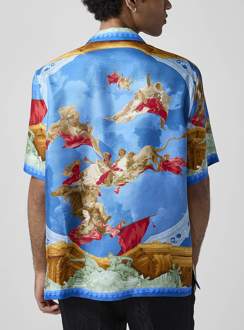 Versace: La chemise cabana en soie Affresco Bleu &agrave; motifs pour homme