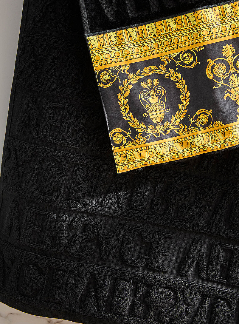 Baroque bath towel product image 2