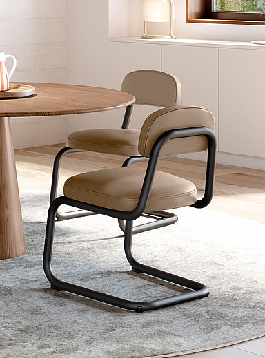 Flynn dining chair