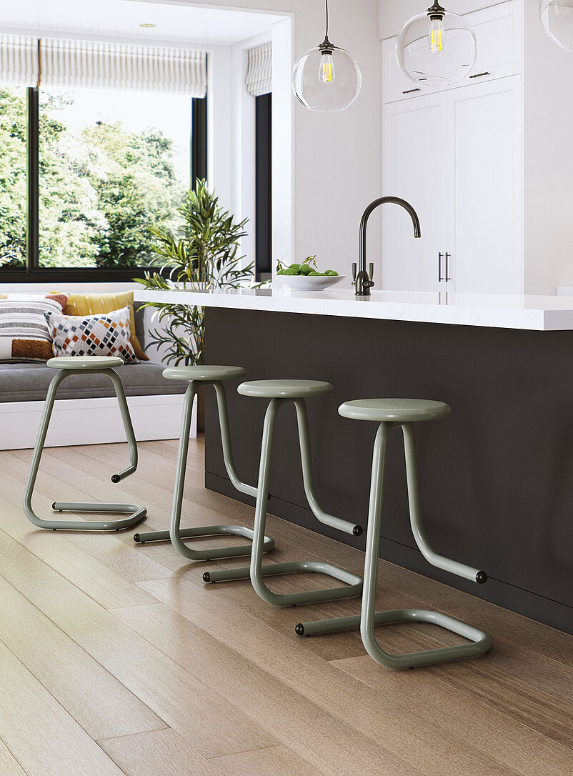 Paperclip70 Counter Stool