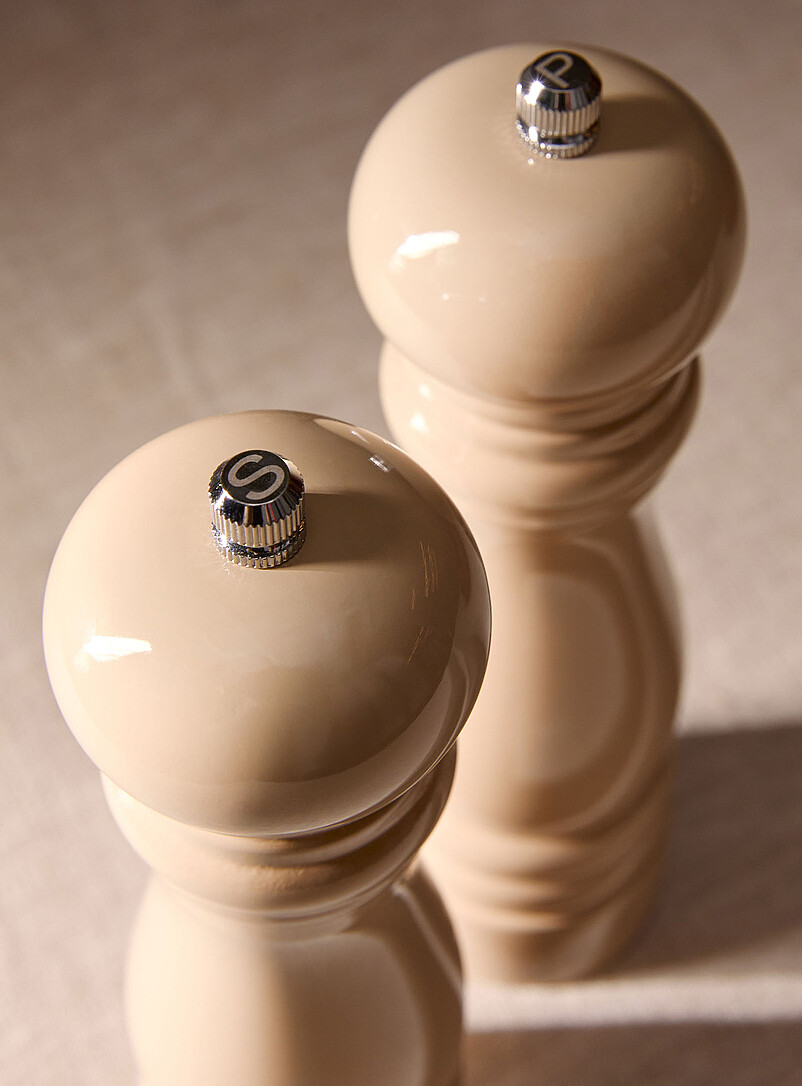 Simons Maison White White wood salt and pepper mills