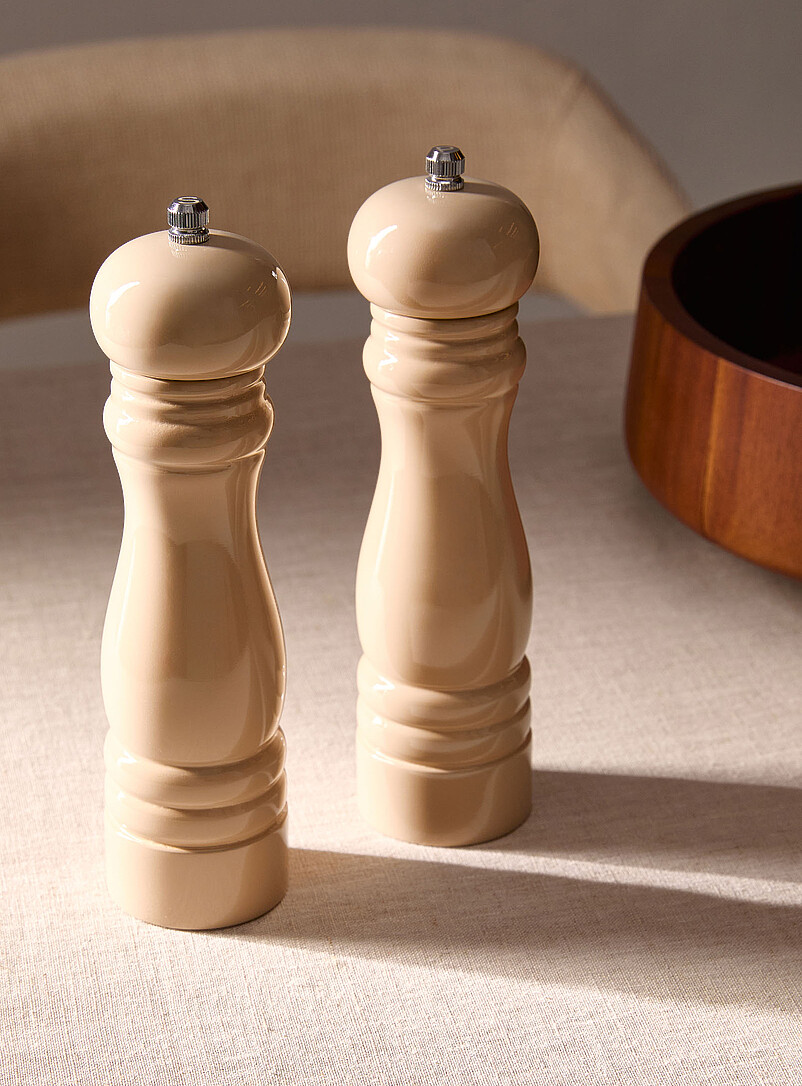 White Wood Salt And Pepper Mills