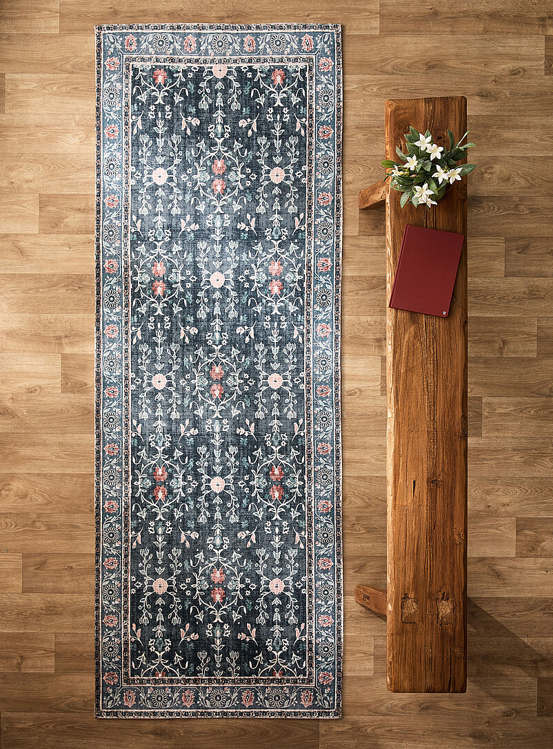 Ancient blooms Perisan-style hallway rug 75 x 215 cm product image (primary)