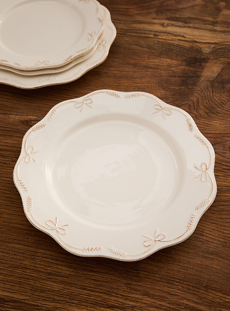 Embossed bows large plate product image (primary)