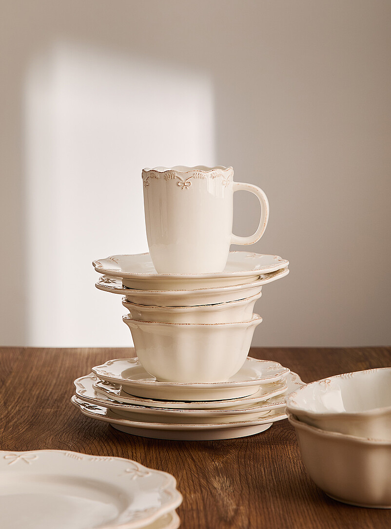 Embossed bows mug product image 3