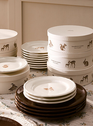 Charming animals illustrated plates Set of 4