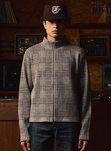 Le cardigan zipp&eacute; &agrave; carreaux
