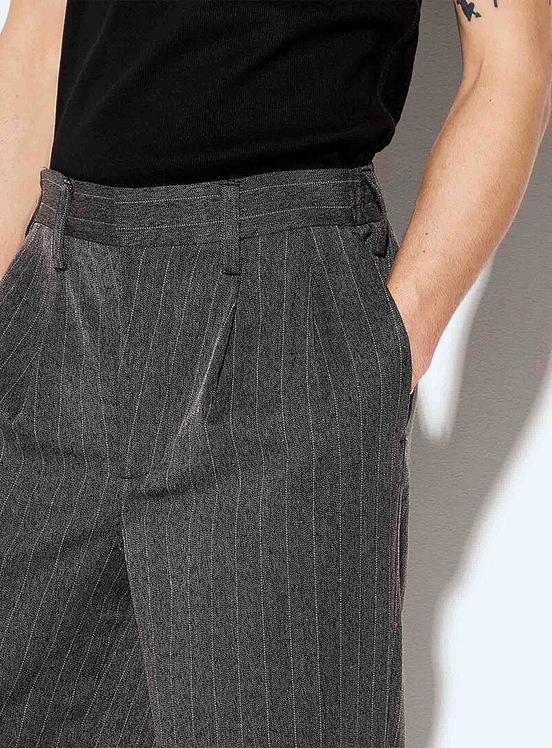 Banker-stripe pleated pant Loose fit product image 2