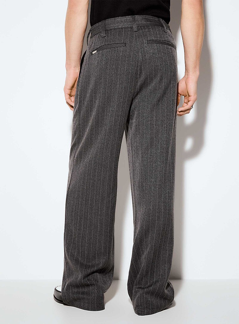Banker-stripe pleated pant Loose fit product image 3