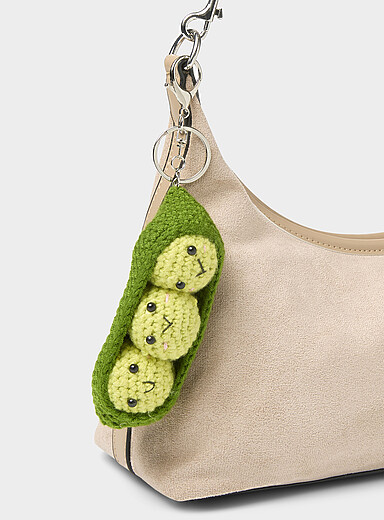 Le porte-cl&eacute;s breloque crochet trio de petits pois