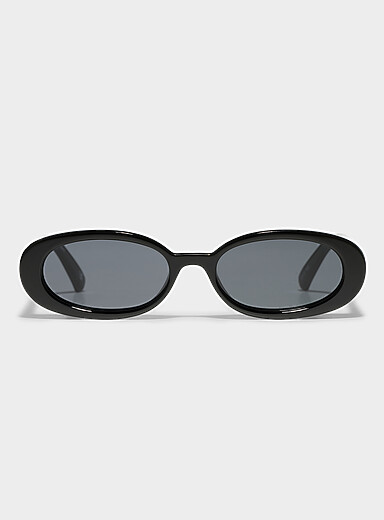 Les lunettes de soleil &eacute;troites ovales Outta Love
