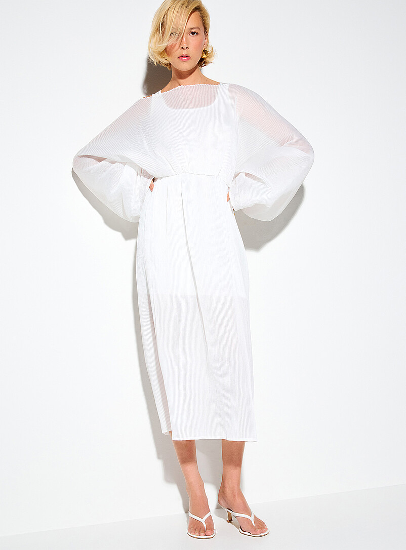Batwing-sleeve wrinkled organza long dress product image (primary)